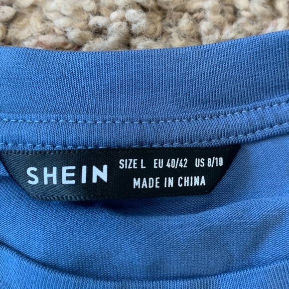 - SHEIN Round Neck Crop Solid Tee Size L - Picture 5 of 5